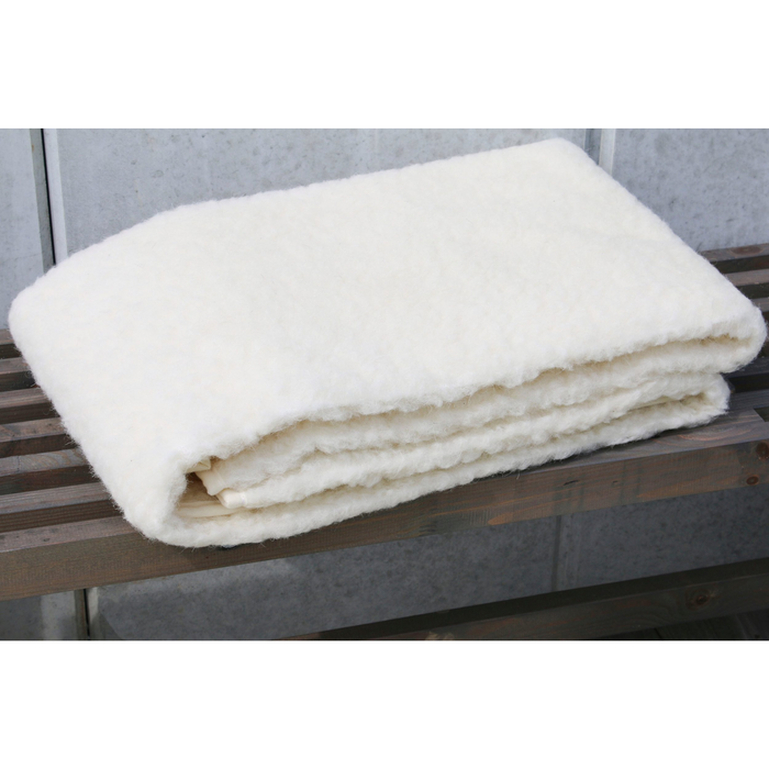 Sharp wool mattress topper Cora